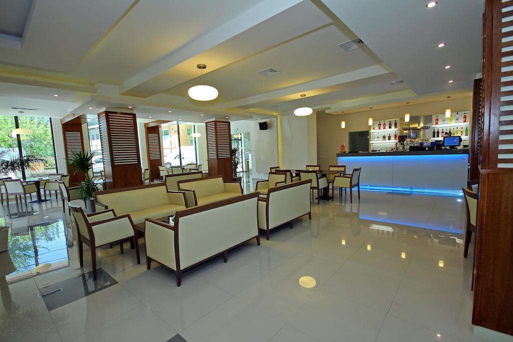 Hotel Eden Tulcea Eksteriør bilde